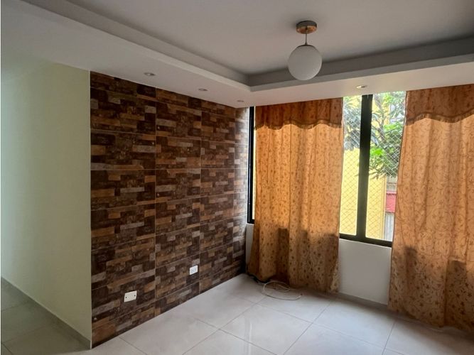 Apartamento de 3 alcobas en venta en Ciudad Melendez, Cali, 55 m² · foto 2 de 15