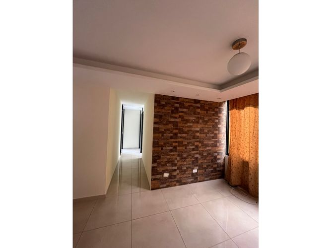 Apartamento de 3 alcobas en venta en Ciudad Melendez, Cali, 55 m² · foto 3 de 15
