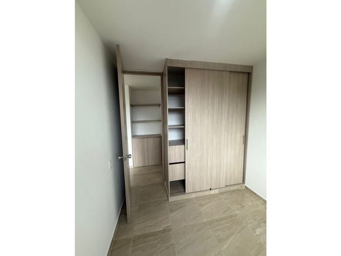 Apartamento de 2 alcobas en venta en Bochalema, Cali, 60 m² · foto 14 de 24