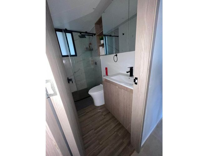 Apartamento de 2 alcobas en venta en El Limonar, Cali, 70 m² · foto 7 de 10