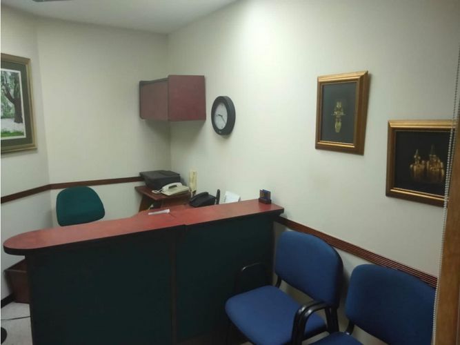 Oficina en venta en San Fernando Nuevo, Cali, 20 m² · foto 2 de 9