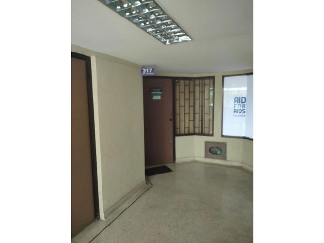 Oficina en venta en San Fernando Nuevo, Cali, 20 m² · foto 6 de 9