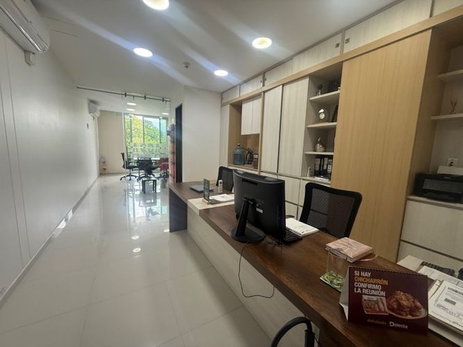 Oficina en arriendo en Anillo Vial, Floridablanca, 45 m² · foto 2 de 8