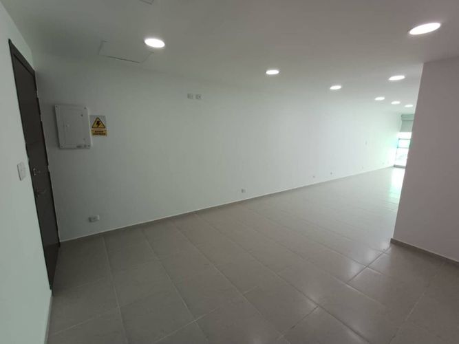 Oficina en arriendo en Sotomayor, Bucaramanga, 49 m² · foto 6 de 10