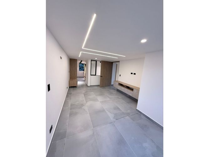 Apartamento de 2 alcobas en venta en Cuarto De Legua - Guadalupe, Cali, 94 m² · foto 3 de 22