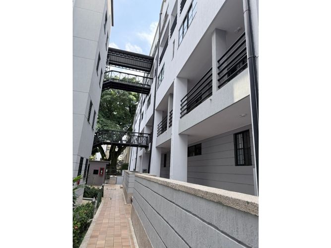 Apartamento de 2 alcobas en venta en Cuarto De Legua - Guadalupe, Cali, 94 m² · foto 20 de 22