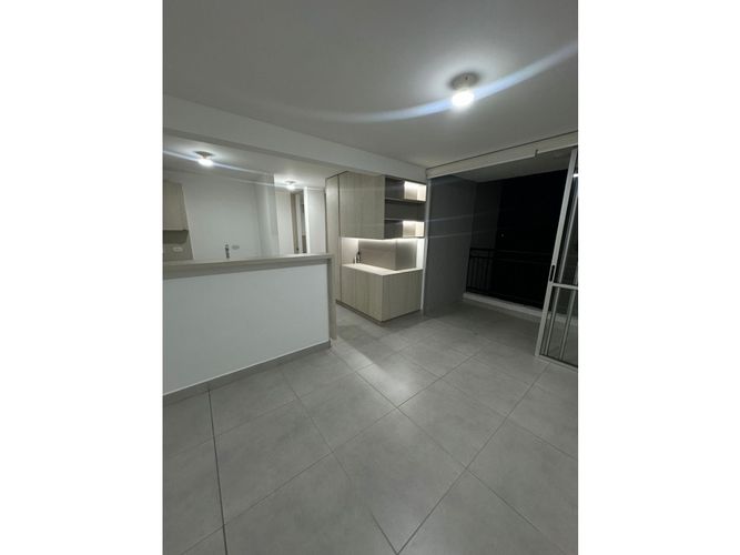 Apartamento de 2 alcobas en venta en Ciudad Country, Jamundí, 61 m² · foto 2 de 24