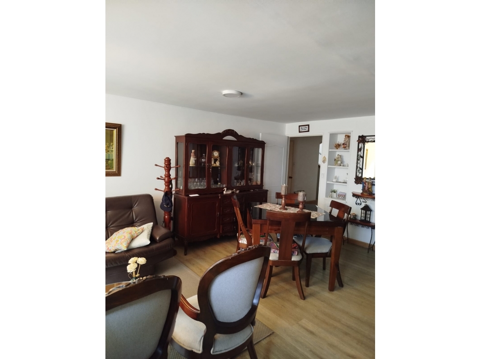 Apartamento en venta en El Bosque, Cali · foto 3 de 18