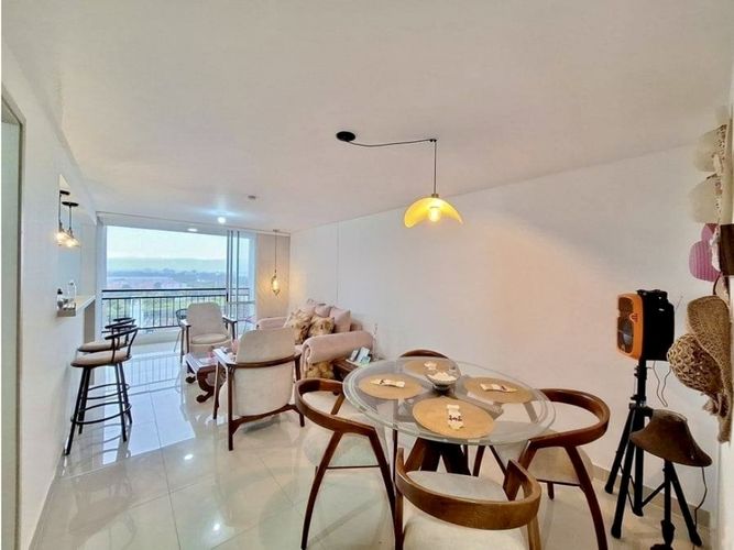 Apartamento de 2 alcobas en venta en Ciudad Country, Jamundí, 78 m² · foto 3 de 10