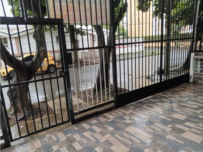 Edificio en venta en La Merced, Cali, 460 m² · foto 12 de 22