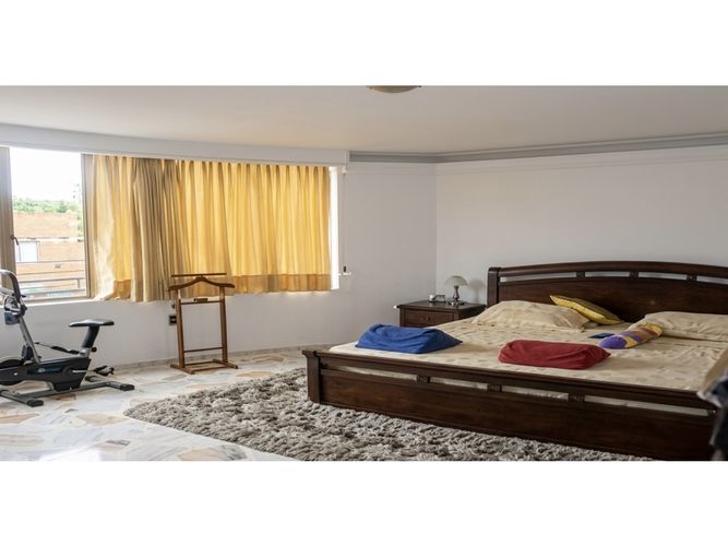 Casa de 5 alcobas en venta en El Ingenio, Cali, 500 m² · foto 8 de 17