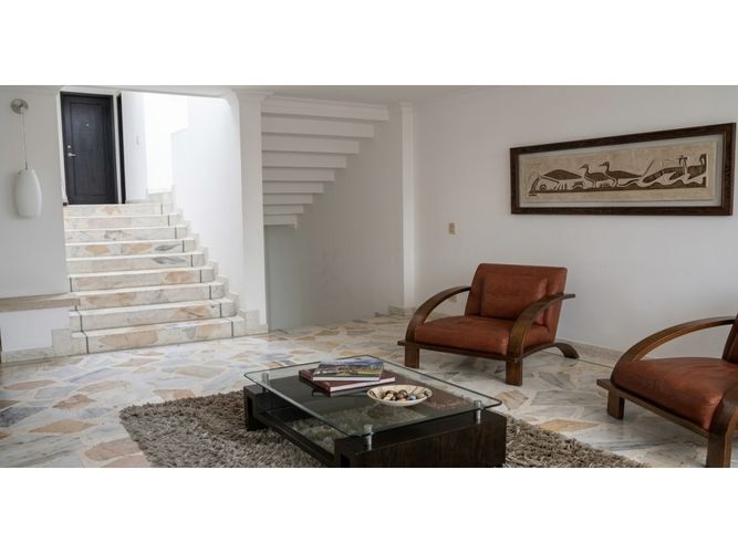 Casa de 5 alcobas en venta en El Ingenio, Cali, 500 m² · foto 11 de 17