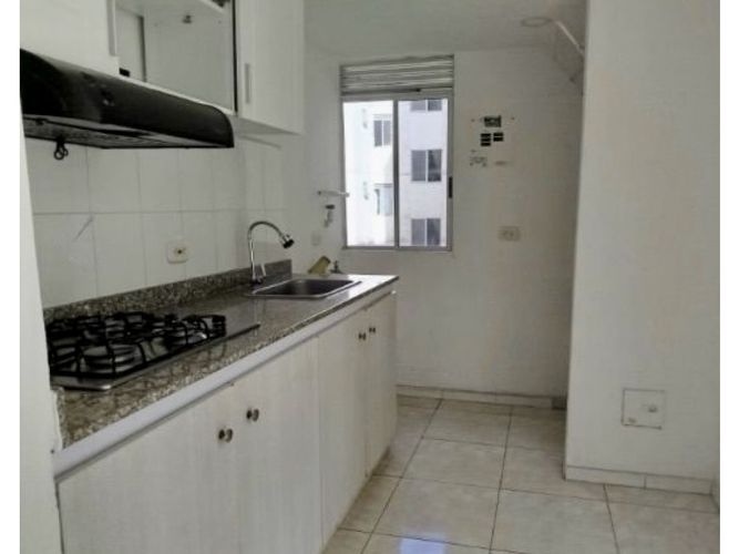 Apartamento de 3 alcobas en venta en Cr. Los Naranjos, Jamundí, 62 m² · foto 3 de 5