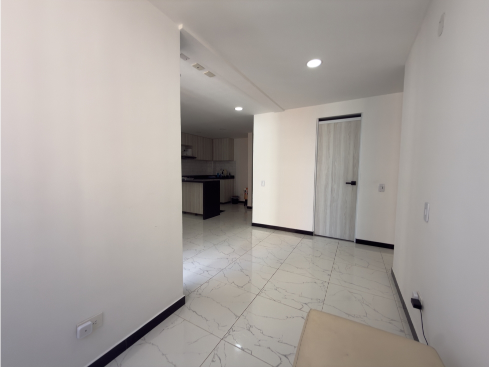 Apartamento en venta en Ciudad 2000, Cali · foto 13 de 19