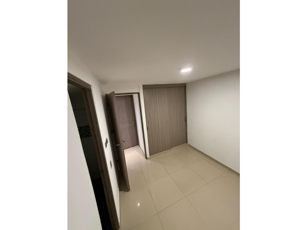 Apartamento en venta en Las Vegas De Comfandi, Cali · foto 4 de 8