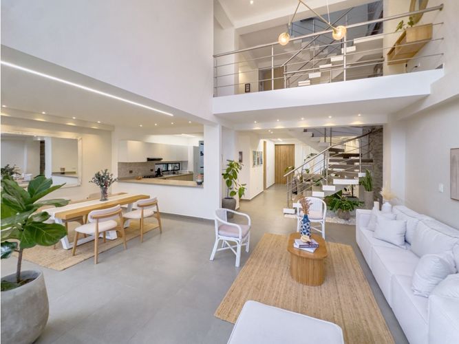 Casa de 5 alcobas en venta en Las Mercedes, Jamundí, 280 m² · foto 3 de 24