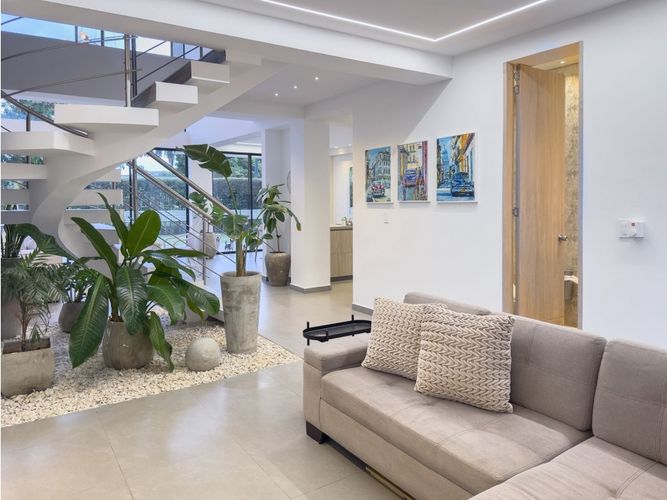 Casa de 5 alcobas en venta en Las Mercedes, Jamundí, 280 m² · foto 12 de 24