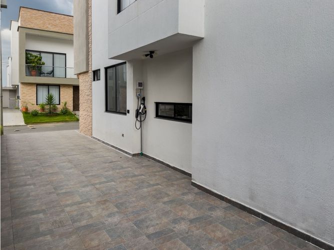 Casa de 5 alcobas en venta en Las Mercedes, Jamundí, 280 m² · foto 15 de 24