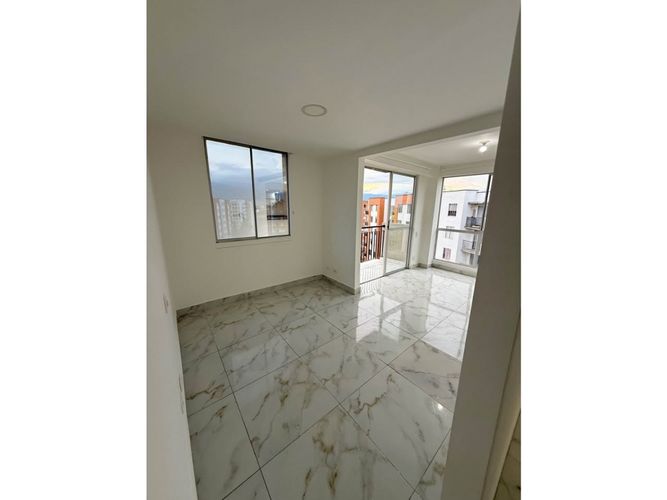 Apartamento de 2 alcobas en venta en Ciudad Melendez, Cali, 60 m² · foto 3 de 12