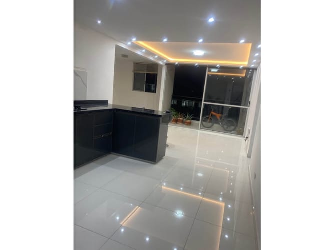 Apartamento de 2 alcobas en venta en Bochalema, Cali, 69 m² · foto 4 de 20