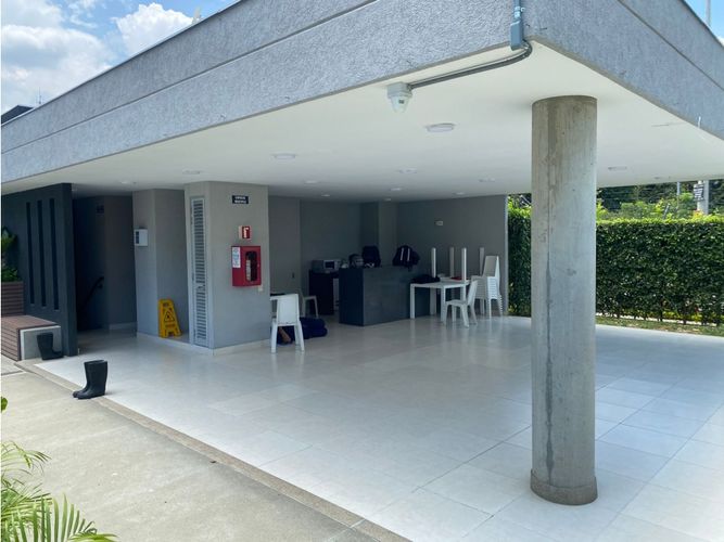 Apartamento de 2 alcobas en venta en Bochalema, Cali, 69 m² · foto 9 de 20
