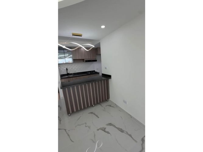 Apartamento de 2 alcobas en venta en La Selva, Cali, 54 m² · foto 2 de 16