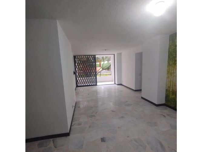 Apartamento de 4 alcobas en venta en La Hacienda, Cali, 104 m² · foto 2 de 9