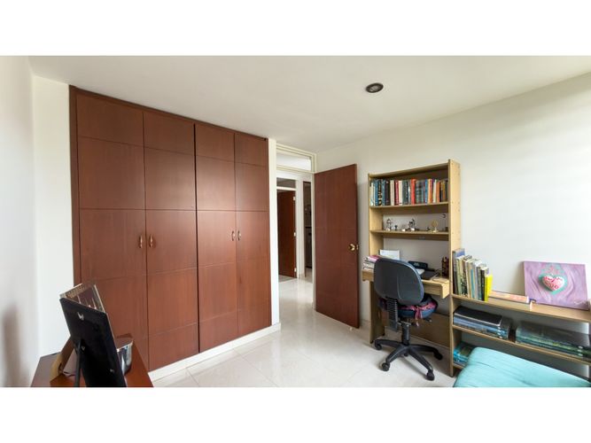 Apartamento en venta en Cuarto De Legua - Guadalupe, Cali · foto 11 de 19