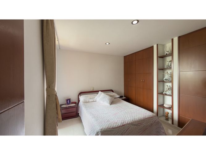 Apartamento en venta en Cuarto De Legua - Guadalupe, Cali · foto 12 de 19