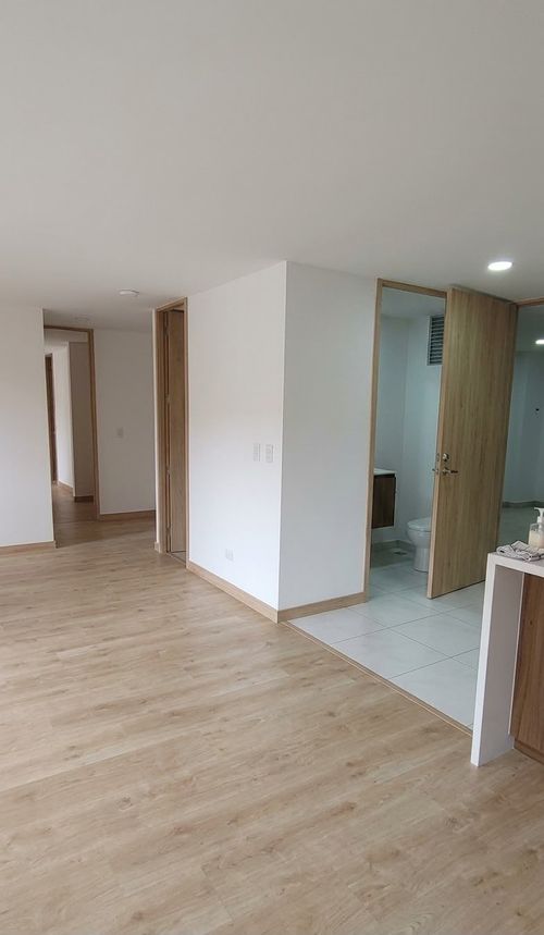 Apartamento de 2 alcobas en venta en Loma De La Doctora, Sabaneta, 88 m² · foto 9 de 24