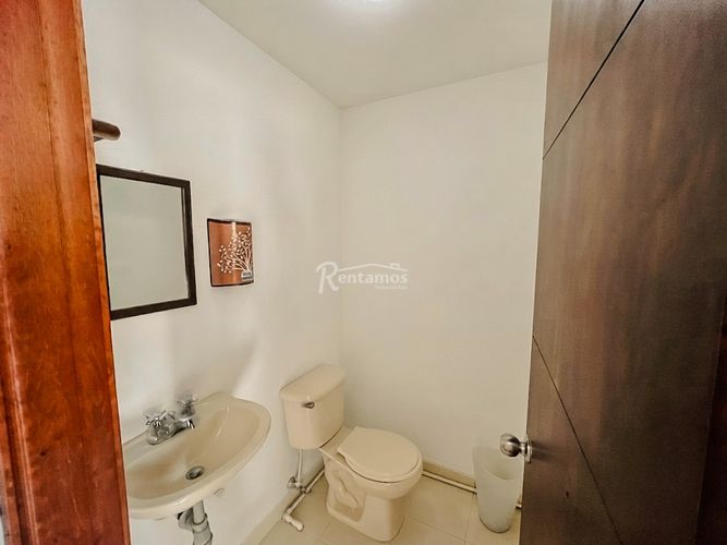 Oficina en arriendo en Alejandría, Medellín, 54 m² · foto 6 de 21