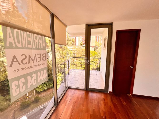 Oficina en arriendo en Alejandría, Medellín, 54 m² · foto 8 de 21