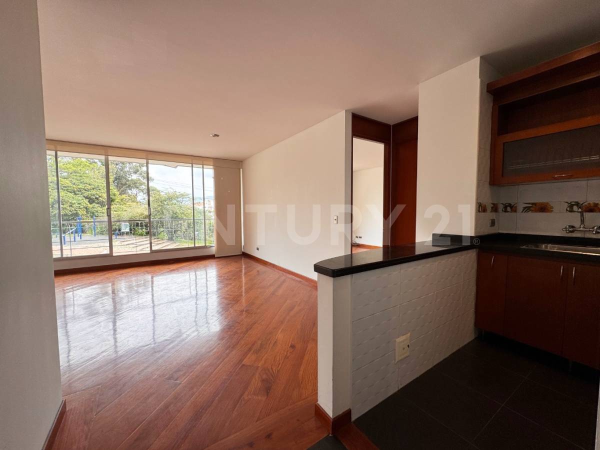 Apartamento en venta en Altos De Suba, Bogotá · foto 2 de 24