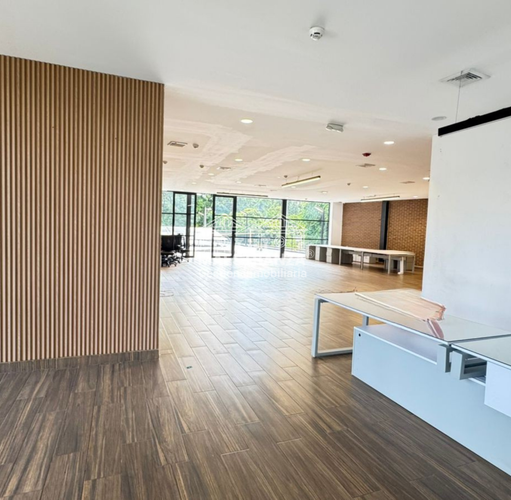 Oficina en arriendo en Santa Maria De Los Angeles, Medellín, 450 m² · foto 4 de 19