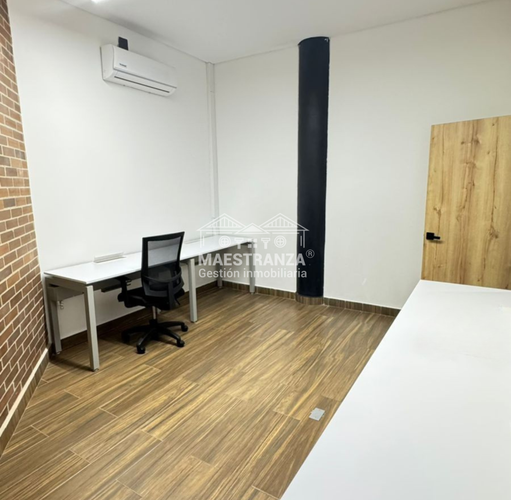 Oficina en arriendo en Santa Maria De Los Angeles, Medellín, 450 m² · foto 12 de 19