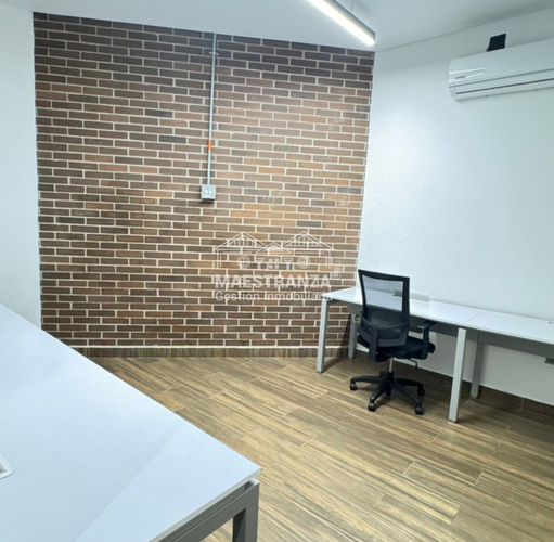 Oficina en arriendo en Santa Maria De Los Angeles, Medellín, 450 m² · foto 13 de 19