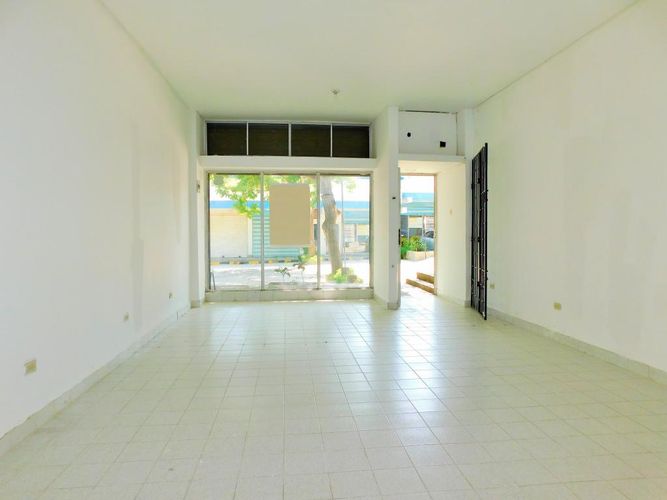 Local en arriendo en Colombia, Barranquilla, 40 m² · foto 2 de 8
