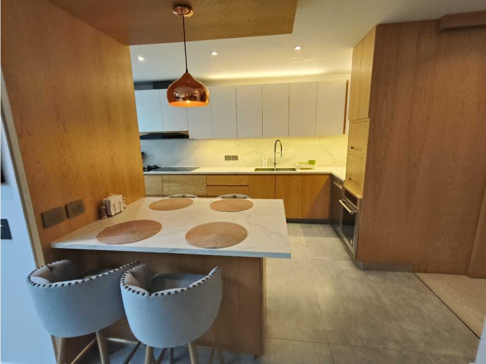 Casa en venta en Santa Barbara Alta, Bogotá · foto 3 de 24