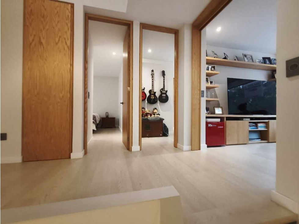 Casa en venta en Santa Barbara Alta, Bogotá · foto 11 de 24