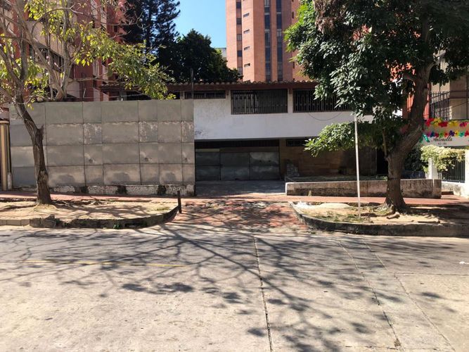 Casa en venta en El Prado, Barranquilla, 953 m² · foto 3 de 4
