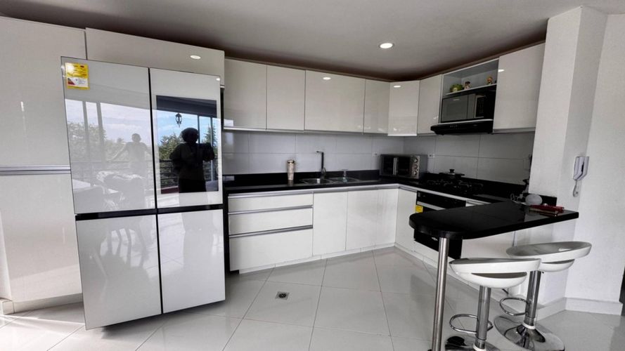 Apartamento de 3 alcobas en venta en La Gaitana, Neiva, 157 m² · foto 8 de 24