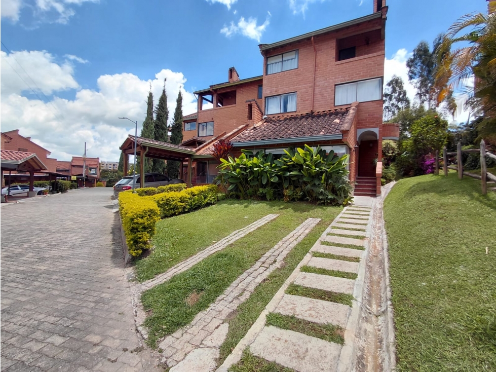 3BR House in Cimarronas (140 m²) for Sale