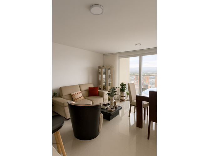 Apartamento de 3 alcobas en venta en Valle Del Lili, Cali, 93 m² · foto 2 de 16