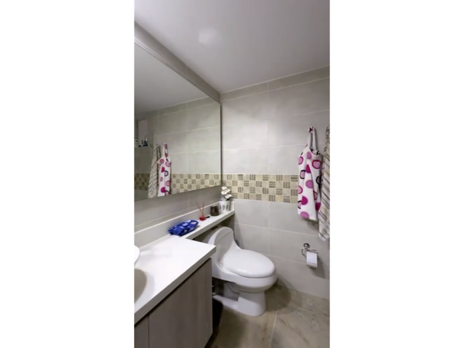 Apartamento de 3 alcobas en venta en Valle Del Lili, Cali, 93 m² · foto 10 de 16