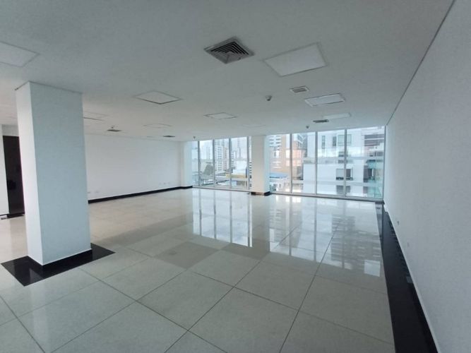 Oficina en arriendo en Mejoras Publicas, Bucaramanga, 105 m² · foto 2 de 6