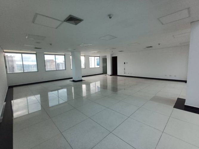 Oficina en arriendo en Mejoras Publicas, Bucaramanga, 105 m² · foto 3 de 6
