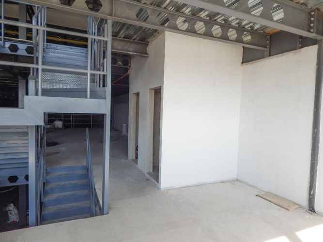 Bodega en arriendo en Cordialidad, Barranquilla, 1313 m² · foto 10 de 24
