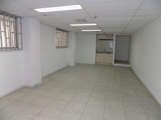 Local en arriendo en El Prado, Barranquilla, 46 m² · foto 2 de 5