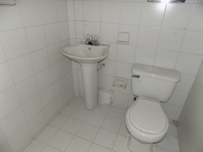 Local en venta en El Prado, Barranquilla, 46 m² · foto 4 de 5