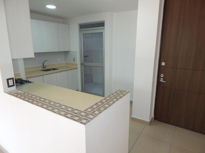 Apartamento en venta en Cr.La Castellana, Barranquilla · foto 4 de 24